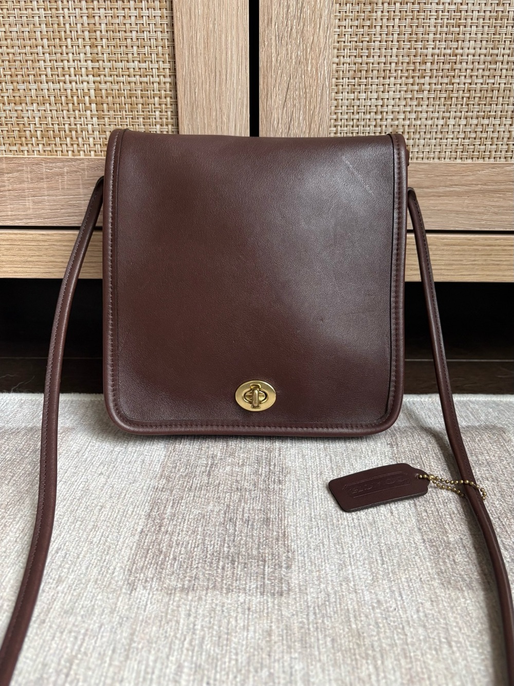 COACH Vintage Compact Pouch Mahogany Brown Leather Crossbody Shoulder Bag 9620